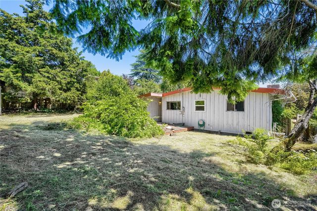 16615 10th Avenue SW, Burien, WA 98166