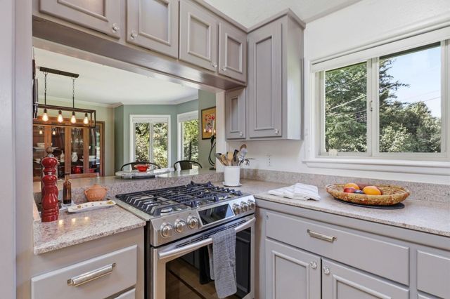175 Westdale Drive, Santa Cruz, CA 95060