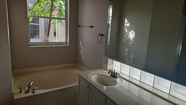 8481 VIA D ORO, Boca Raton, FL 33433