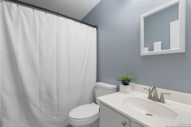 3315 Glacier Lake, San Antonio, TX 78222