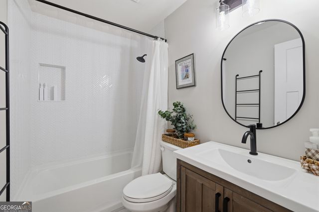 232 Stekoa Falls Road, Clayton, GA 30525