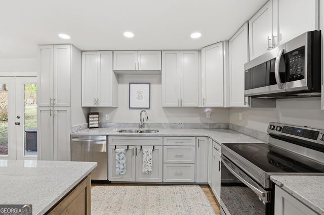 232 Stekoa Falls Road, Clayton, GA 30525