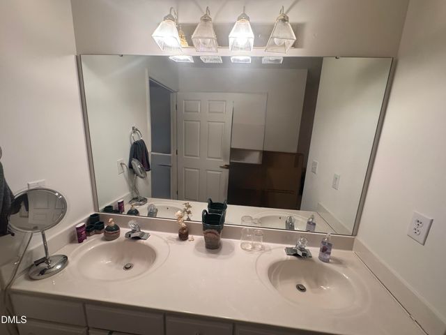 11221 Avocet Lane 102, Raleigh, NC 27617