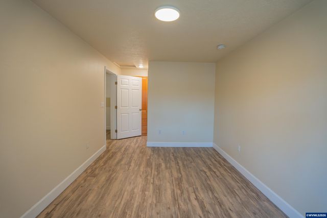 208 Faith St, Jefferson, OR 97352