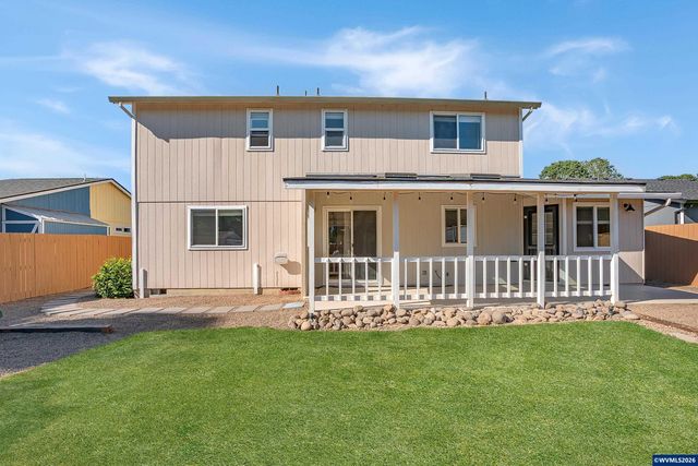 208 Faith St, Jefferson, OR 97352