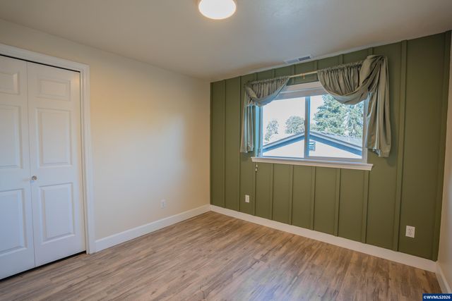 208 Faith St, Jefferson, OR 97352