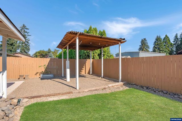 208 Faith St, Jefferson, OR 97352