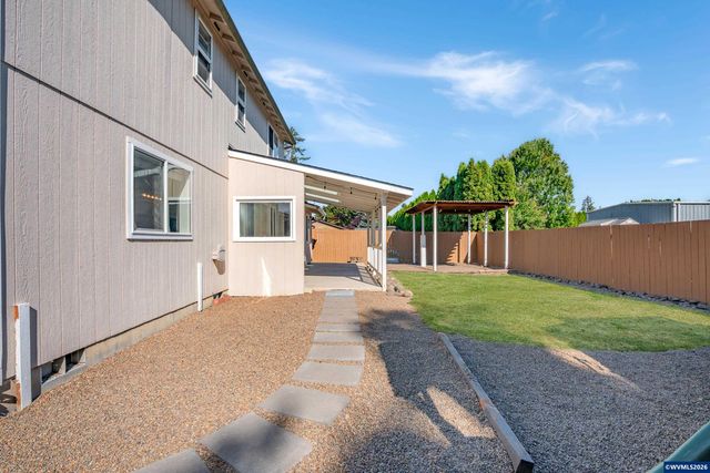 208 Faith St, Jefferson, OR 97352