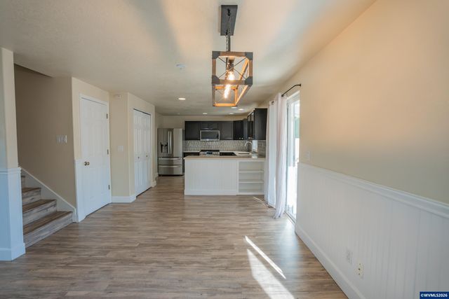 208 Faith St, Jefferson, OR 97352