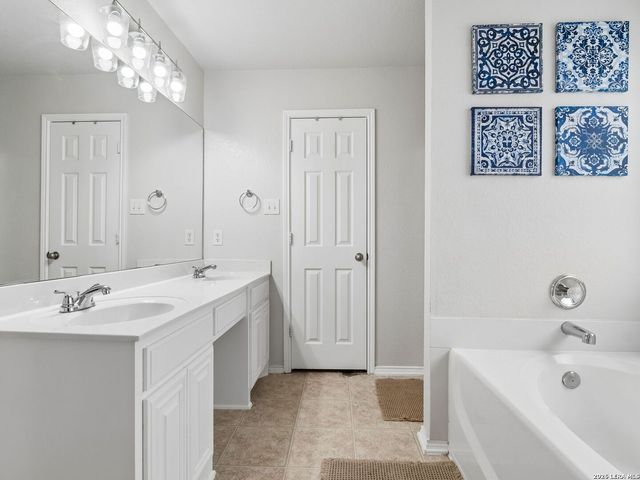 2170 Jolie Crt, New Braunfels, TX 78130