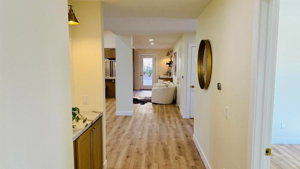 Image 25 of property listing at 17523 Plaza Marlena, San Diego, CA 92128
