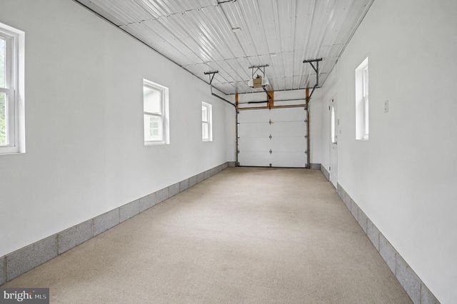 2016 ADAMS RD, East Greenville, PA 18041