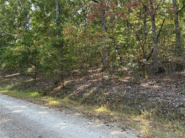 1026 King Arthur Court, French Village, MO 63036