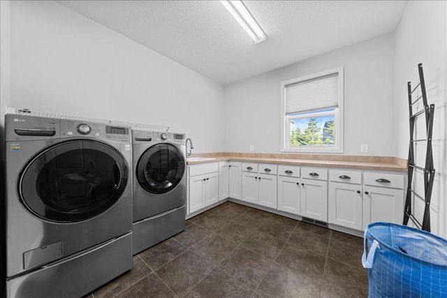 3308 Arden Drive, Woodbury, MN 55129