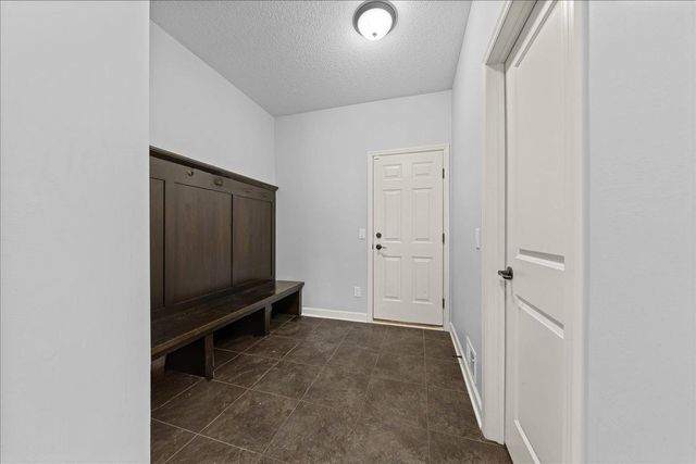 3308 Arden Drive, Woodbury, MN 55129