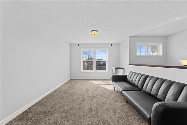 3308 Arden Drive, Woodbury, MN 55129