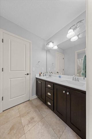 3308 Arden Drive, Woodbury, MN 55129