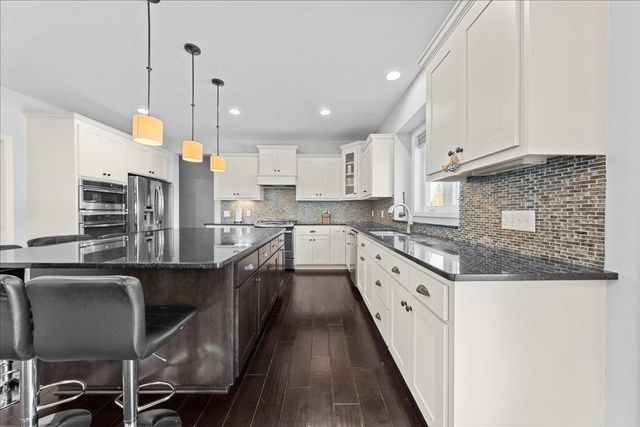 3308 Arden Drive, Woodbury, MN 55129