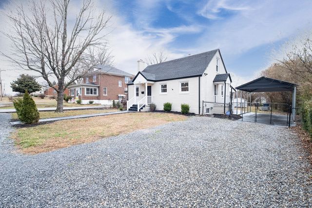 335 Fugate RD, Roanoke, VA 24012