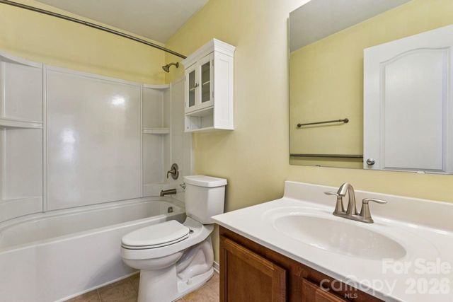 7628 Jenny Ann Drive, Charlotte, NC 28216