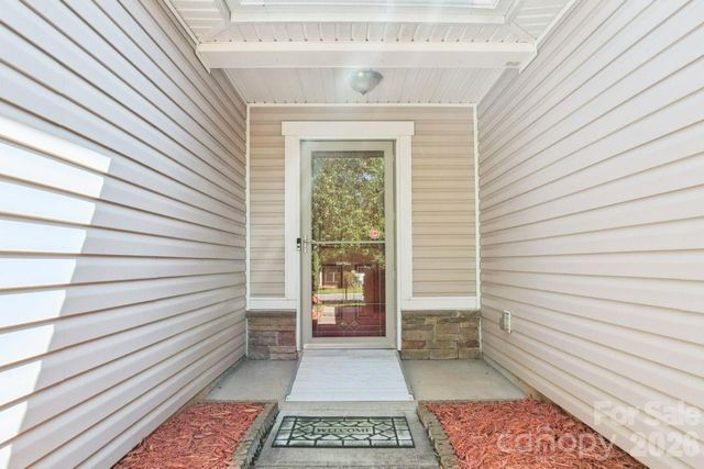 7628 Jenny Ann Drive, Charlotte, NC 28216