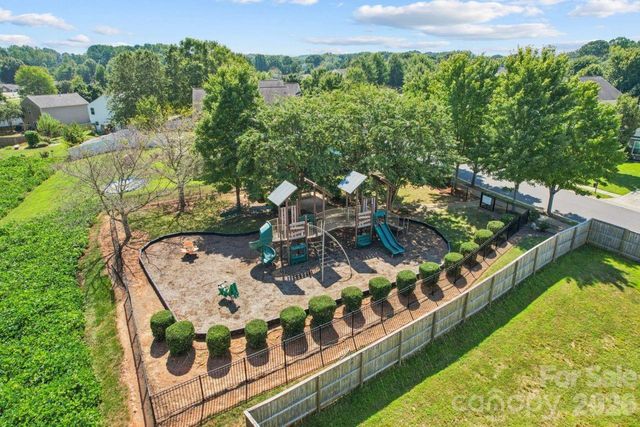 7628 Jenny Ann Drive, Charlotte, NC 28216