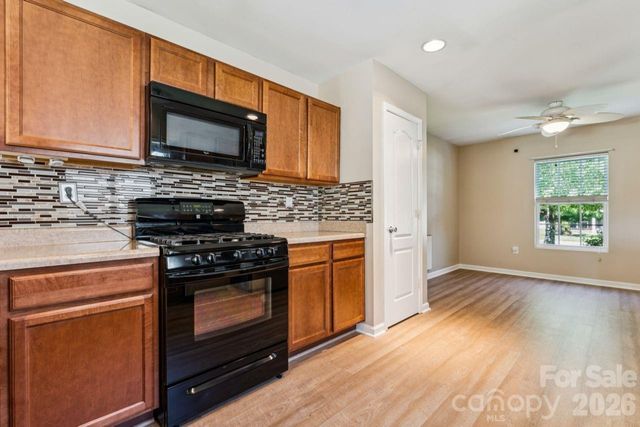 7628 Jenny Ann Drive, Charlotte, NC 28216