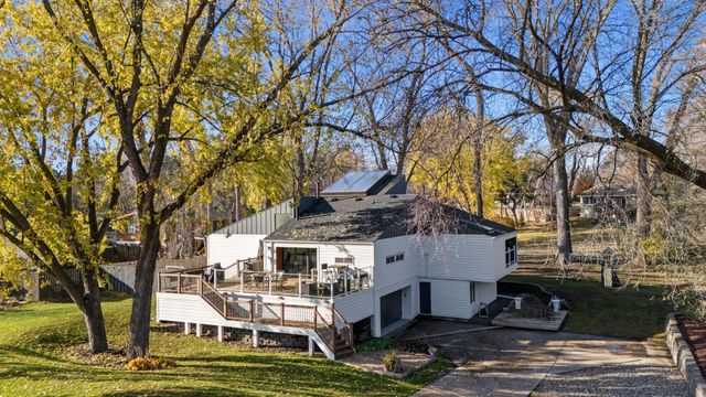 6328 Valley View Road, Edina, MN 55436