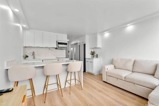 2211 Ala Wai Boulevard 1409, Honolulu, HI 96815