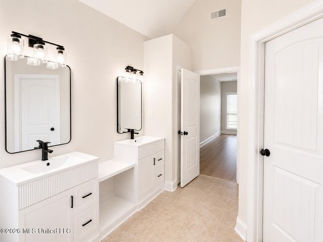 14518 Smokey Lane, Olive Branch, MS 38654