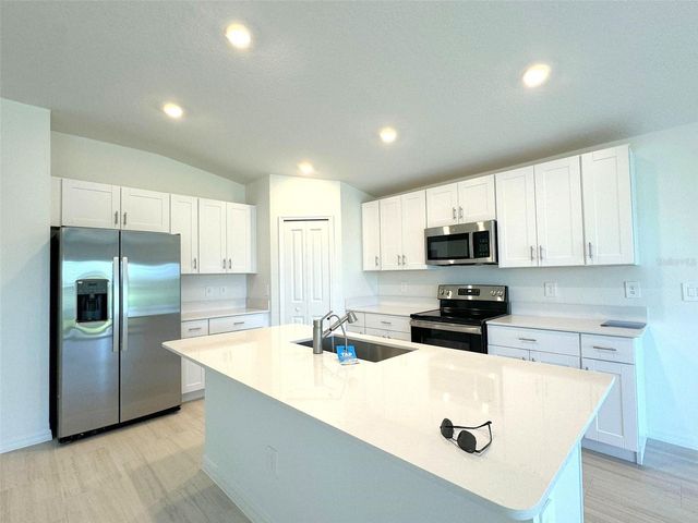 11429 LINDEN DEPOT ROAD, San Antonio, FL 33576
