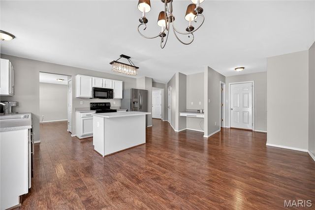 1923 Briarfield Drive, Lake St Louis, MO 63367