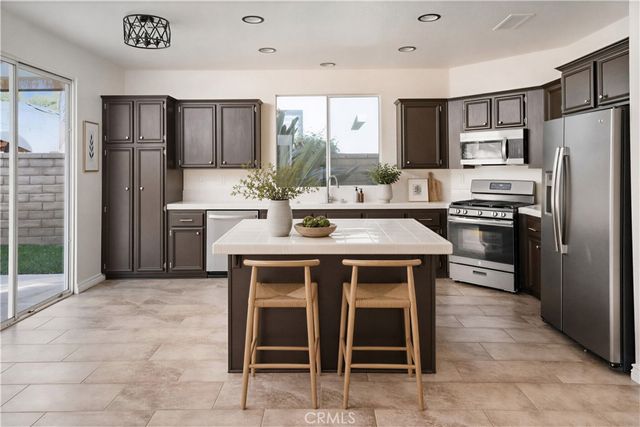 32029 Cypress Way, Castaic, CA 91384