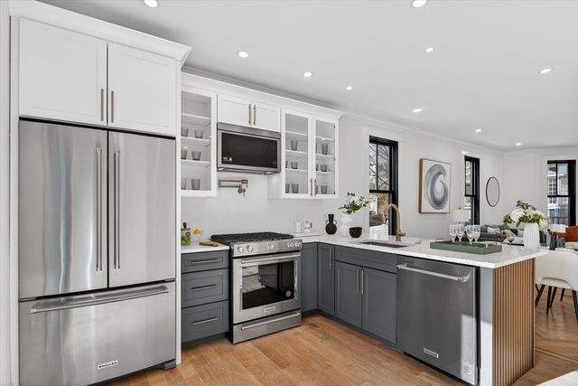 61 Lyndhurst Street 2, Boston, MA 02124