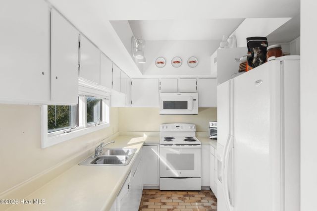 545 Salter Path Road B1 Ocean Grove, Atlantic Beach, NC 28512