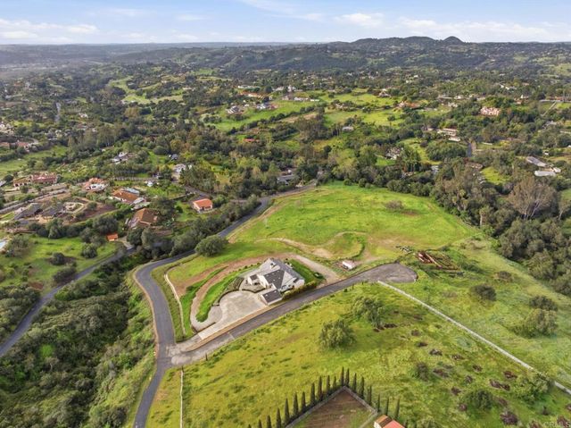 3600 Linda Vista Drive, Fallbrook, CA 92028