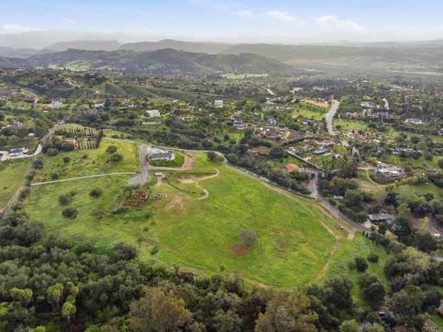 3600 Linda Vista Drive, Fallbrook, CA 92028