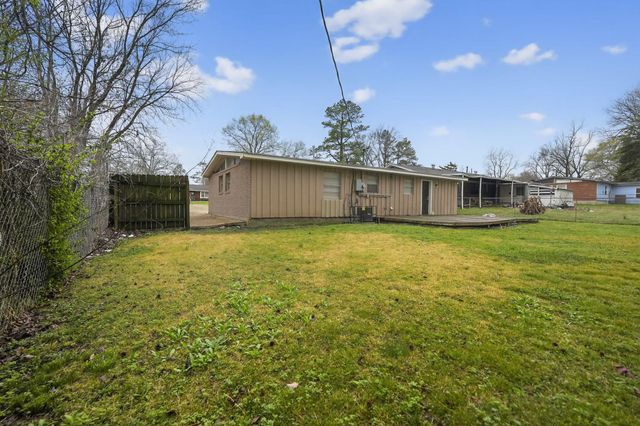 1748 HESTER RD, Memphis, TN 38116