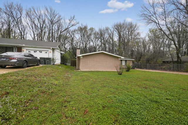 1748 HESTER RD, Memphis, TN 38116