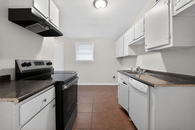 1748 HESTER RD, Memphis, TN 38116