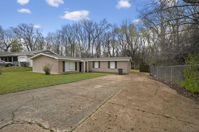 1748 HESTER RD, Memphis, TN 38116