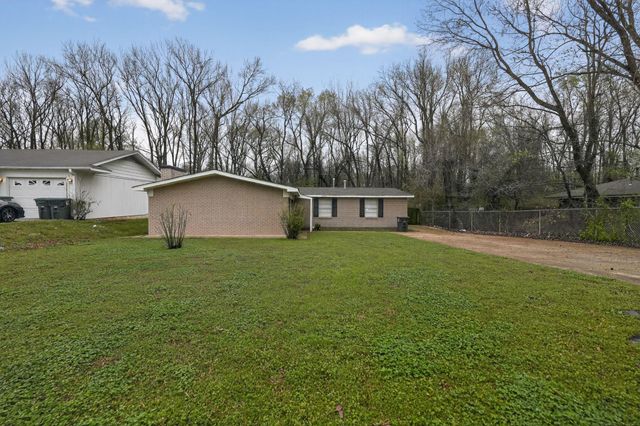 1748 HESTER RD, Memphis, TN 38116