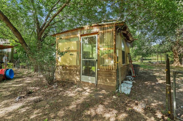 252 Meadow Lake Estates Road, Denison, TX 75021