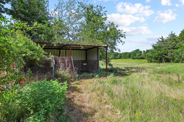 252 Meadow Lake Estates Road, Denison, TX 75021