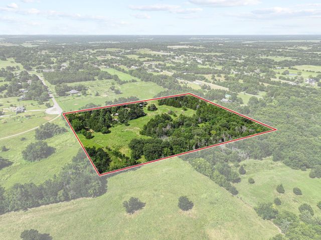 252 Meadow Lake Estates Road, Denison, TX 75021