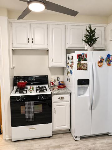 7820 Buckingham Avenue, Allen Park, MI 48101