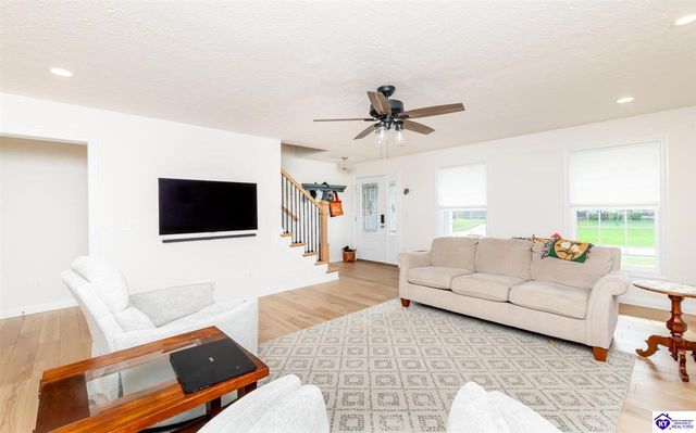 117 Mt Carmel Boulevard, Rineyville, KY 40162