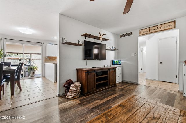 7449 E 18th Street, Tucson, AZ 85710