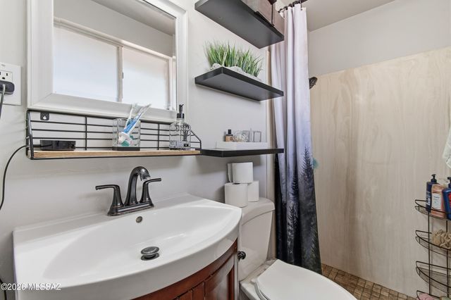 7449 E 18th Street, Tucson, AZ 85710