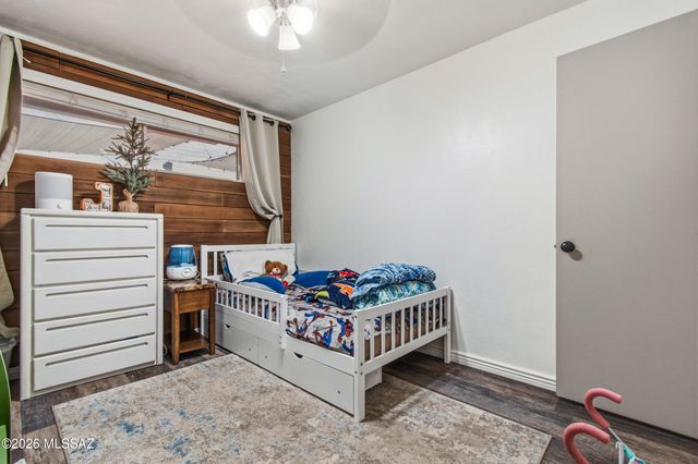 7449 E 18th Street, Tucson, AZ 85710